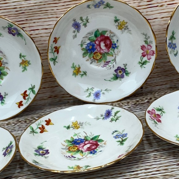 Tuscan Fine English‎ Bone China Saucers Bouquet Floral Gold Trim Set of 6 - Picture 4 of 11